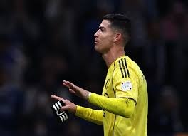 铃木一朗在 2010 年达成连续十年单季 200 支安打，刷新了大联盟历史纪录